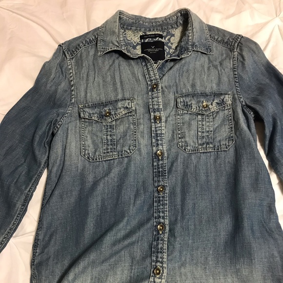 American Eagle Boyfriend Fit Jean Shirt - Picture 2 of 7